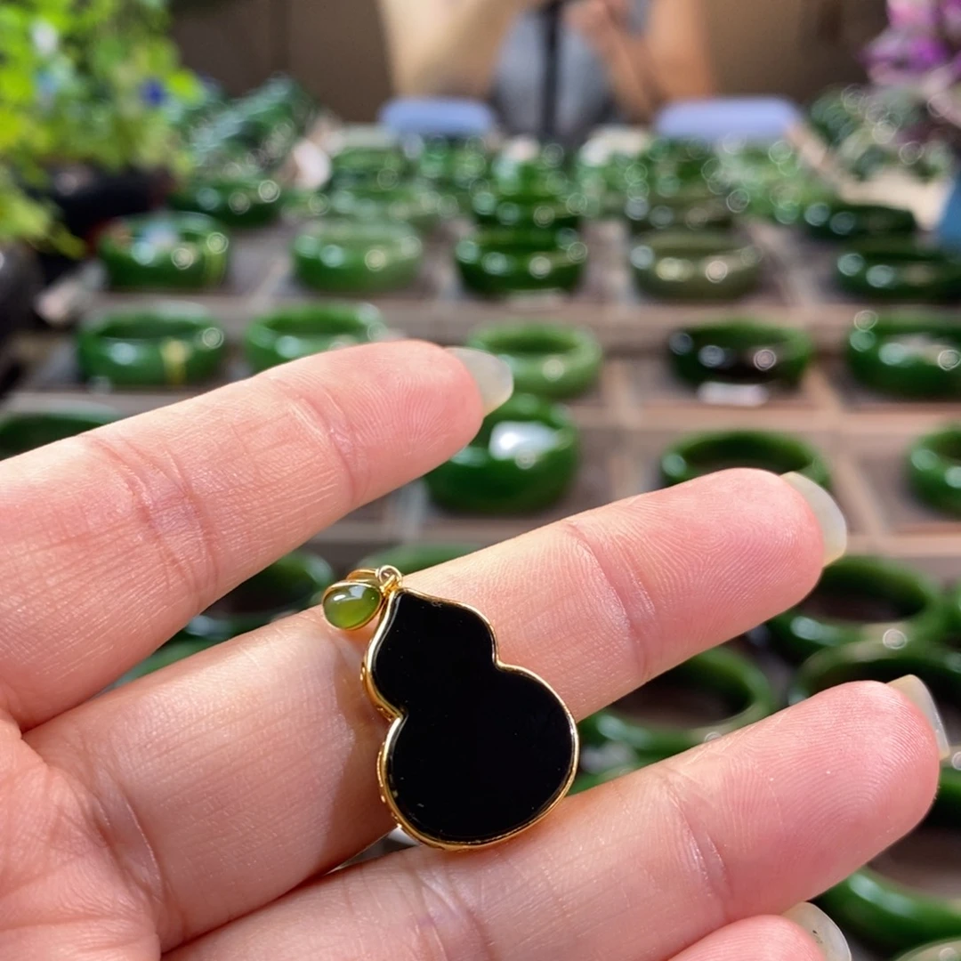 和田玉银S925镶嵌颈饰