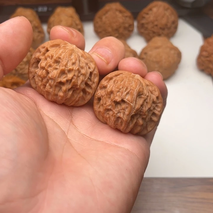 文玩核桃吊坠39山地磨盘