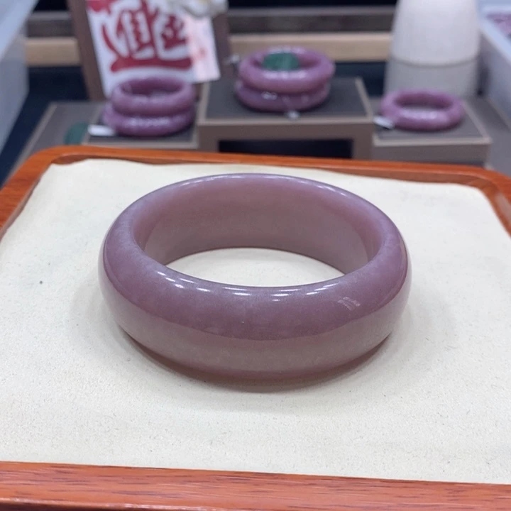 阿***萍石英岩玉佘太翠未镶嵌62
