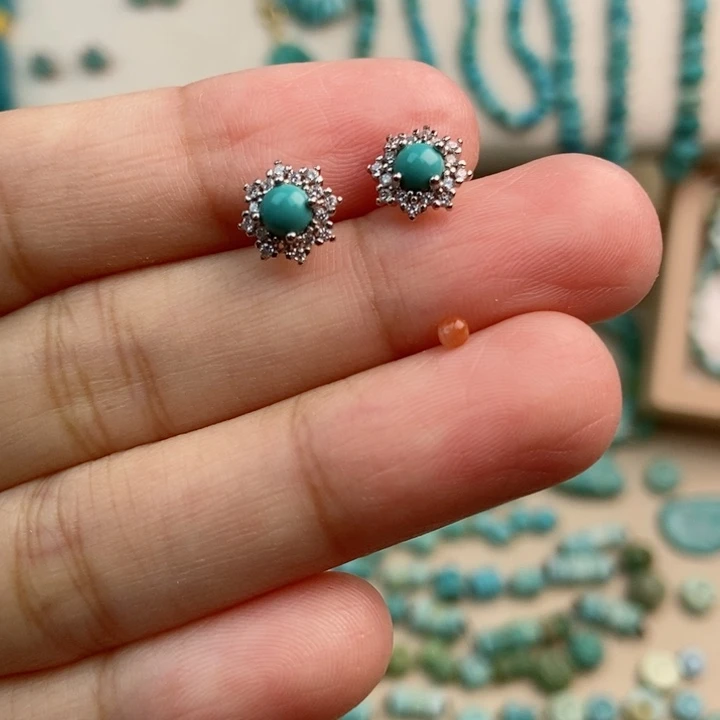 南红玛瑙未镶嵌珠宝奇石