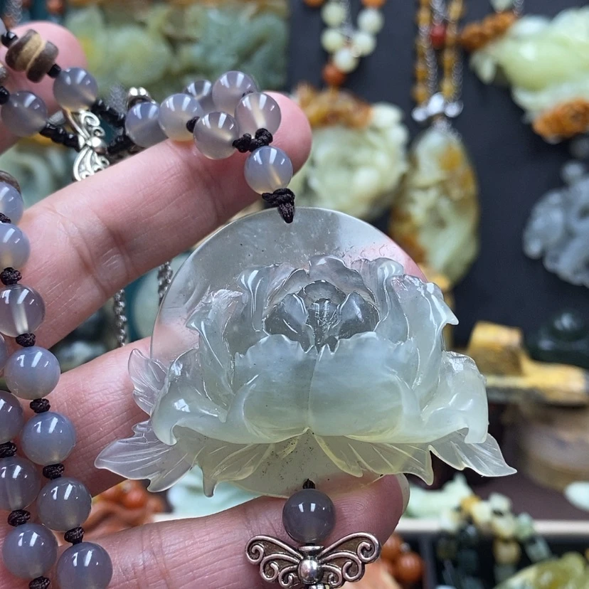 【闪购商品】蛇纹石玉吊坠未镶嵌