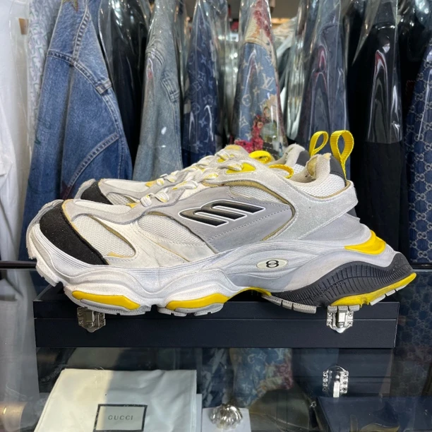 99新 Balenciaga/巴黎世家 cargo白休闲鞋/42码/无盒/已鉴定洗护