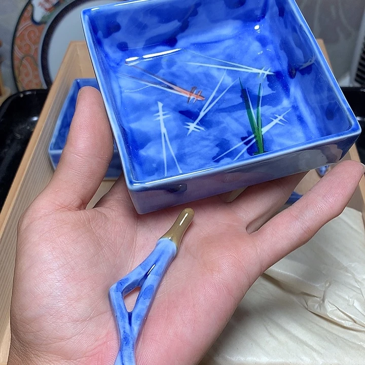 瓷片没人接吗现在就回宿舍来呀亲