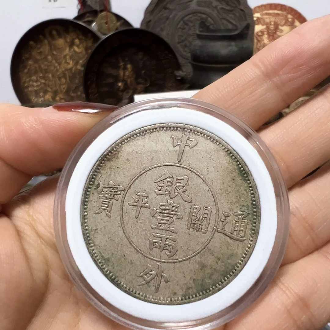 好***哥金属复古风格摆件