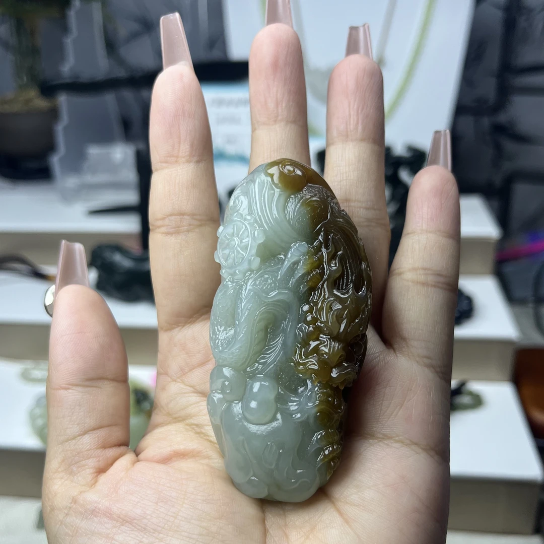 红糖青肉龙可当小手把件