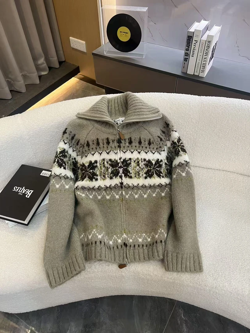 2025秋冬翻领长袖宽拉链松保暖显瘦针织开衫LG-08