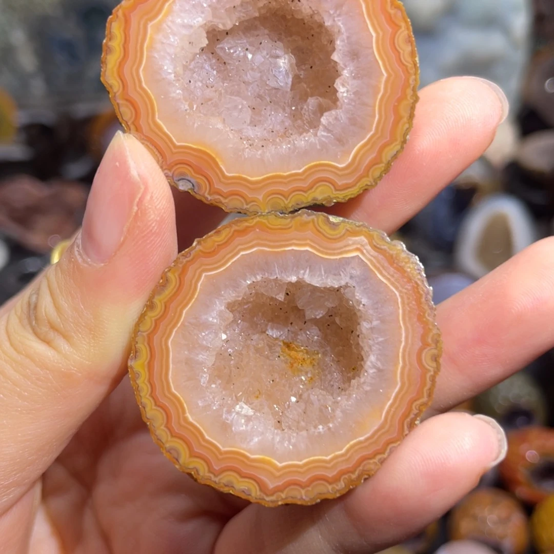 未镶嵌水晶大型摆件（非配饰）