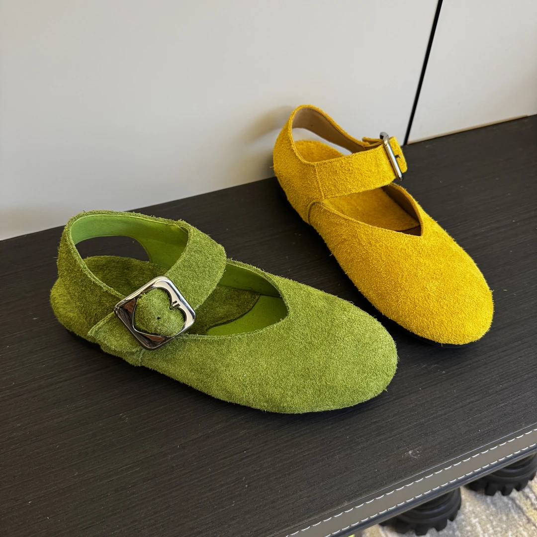 糖糖2025新款女鞋透气四季潮款时尚百搭休闲黑厚底英伦风