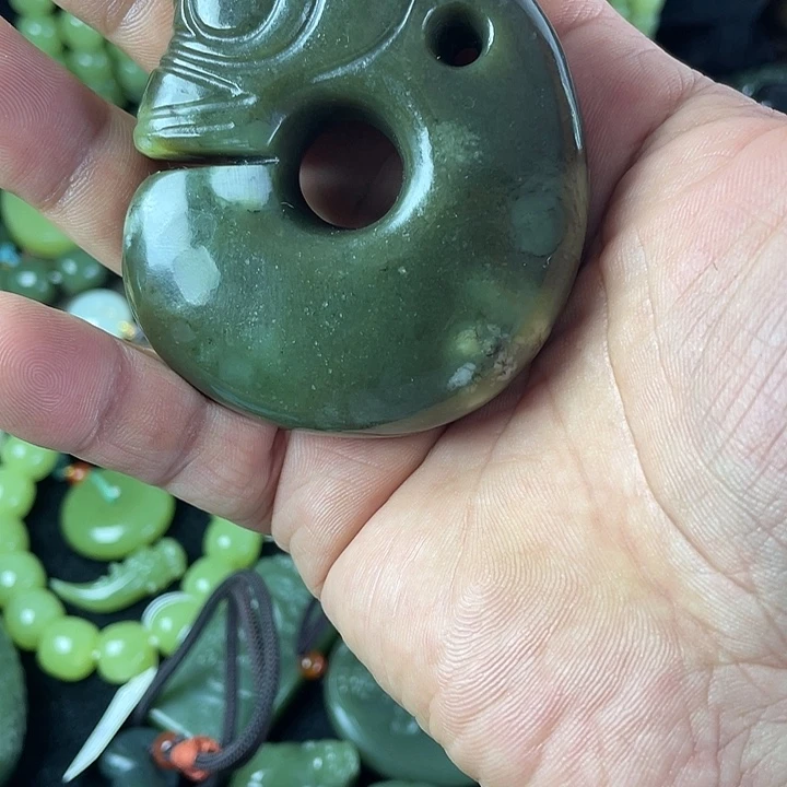 岫岩老玉（透闪石质玉）未镶嵌挂件