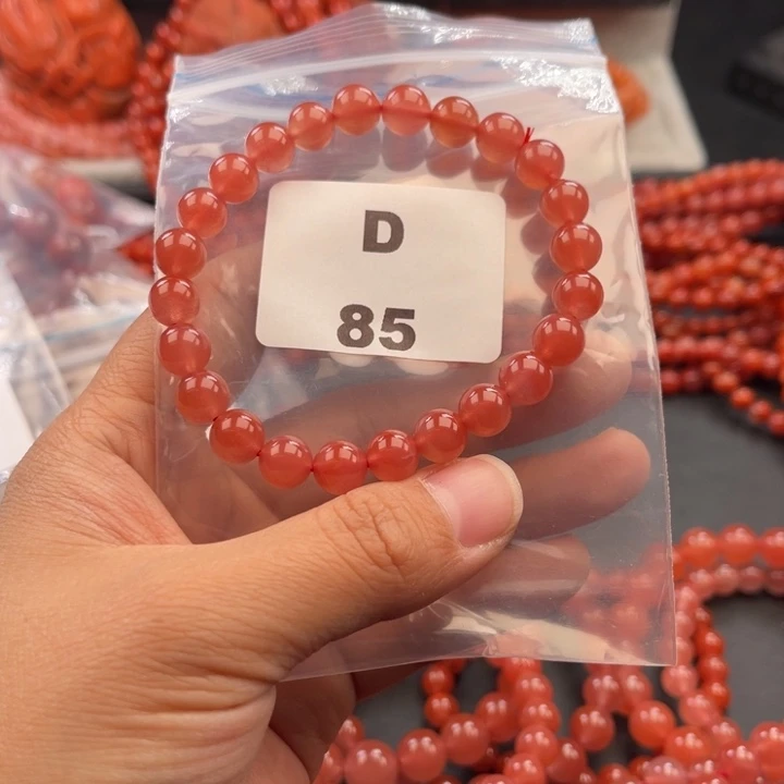 南红玛瑙未镶嵌多样性发货默认微瑕称重8mm