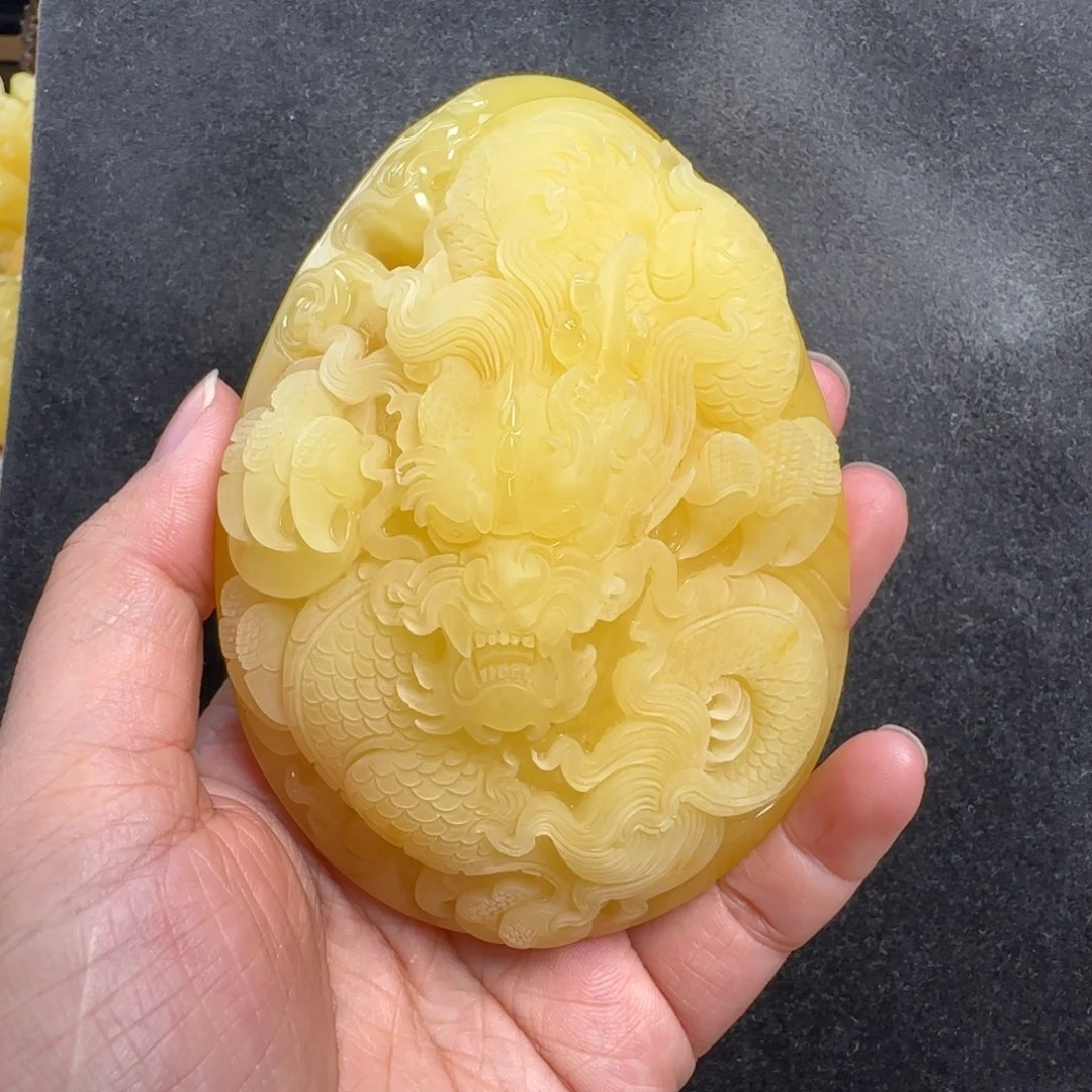 蜜蜡未镶嵌珠宝奇石