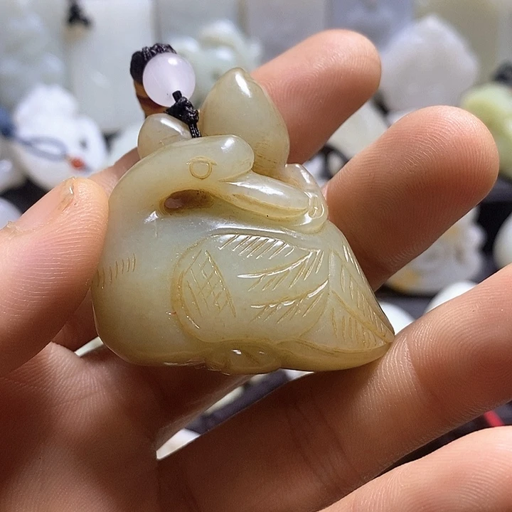 和田玉未镶嵌挂件