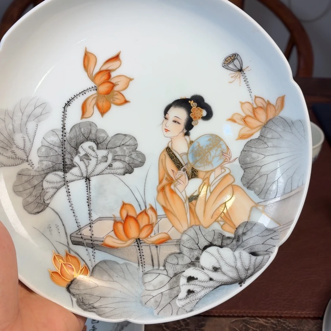 瓷杯子瓷姑娘景德镇陶瓷艺术