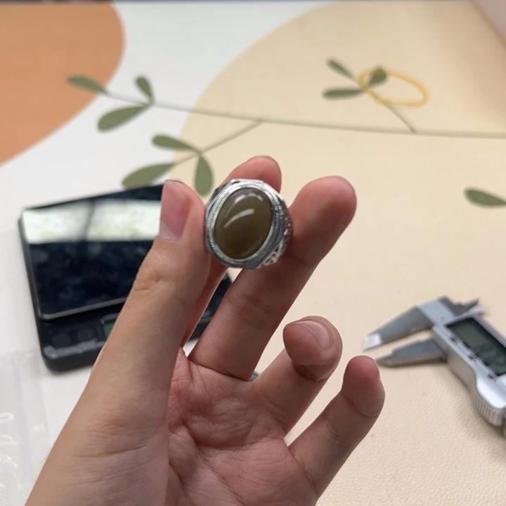 未镶嵌手链和田玉颜色随机发3351