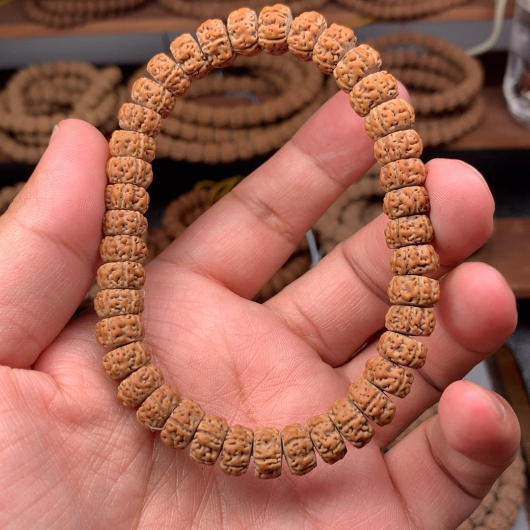 金刚菩提吊坠老树王龙切