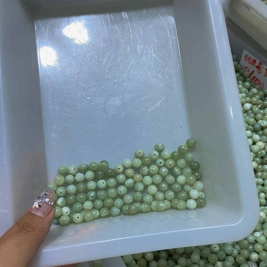 合金蛇纹石玉颈饰81