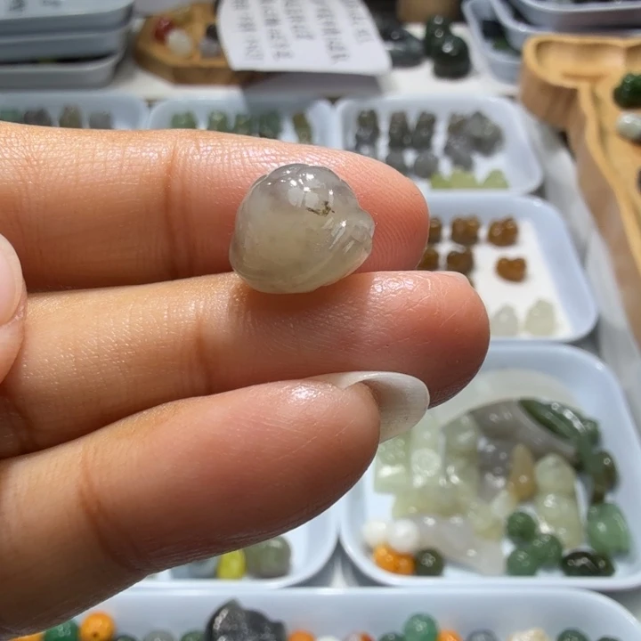 未镶嵌和田玉珠宝半成品