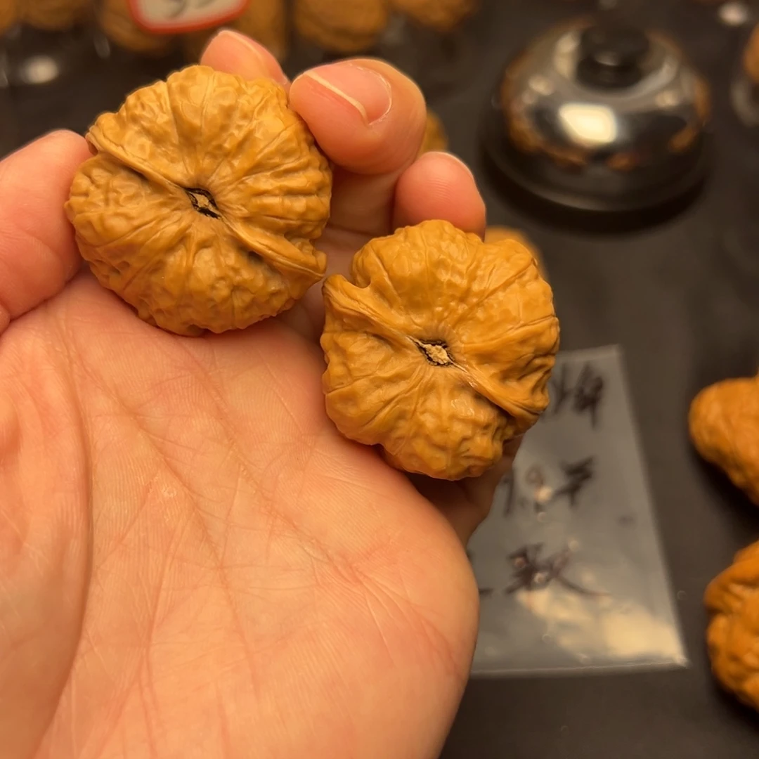 老***活文玩核桃吊坠蛤蟆头