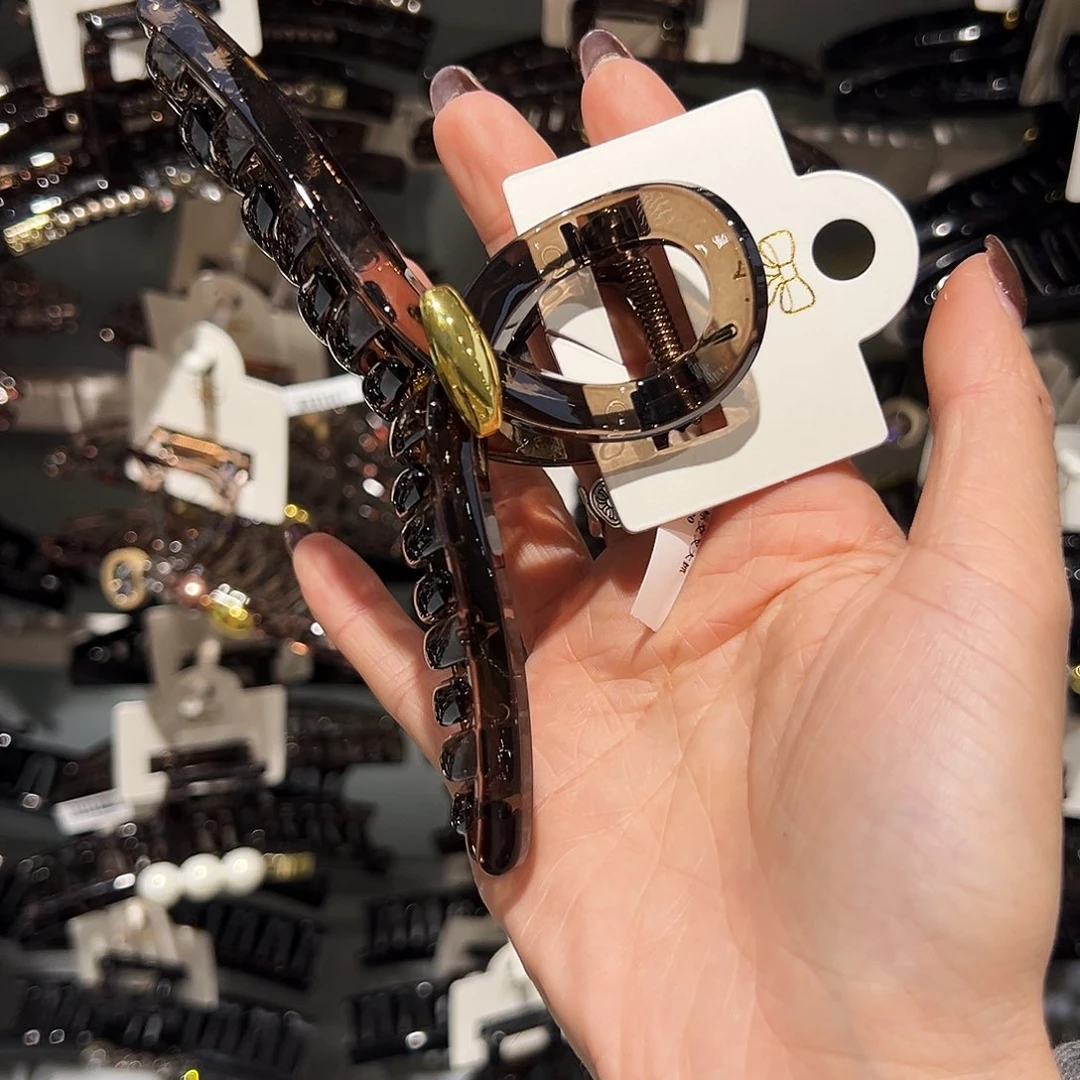 布艺非金属叉透色金豆抓夹