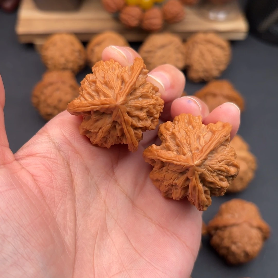 文玩核桃把件盘山38