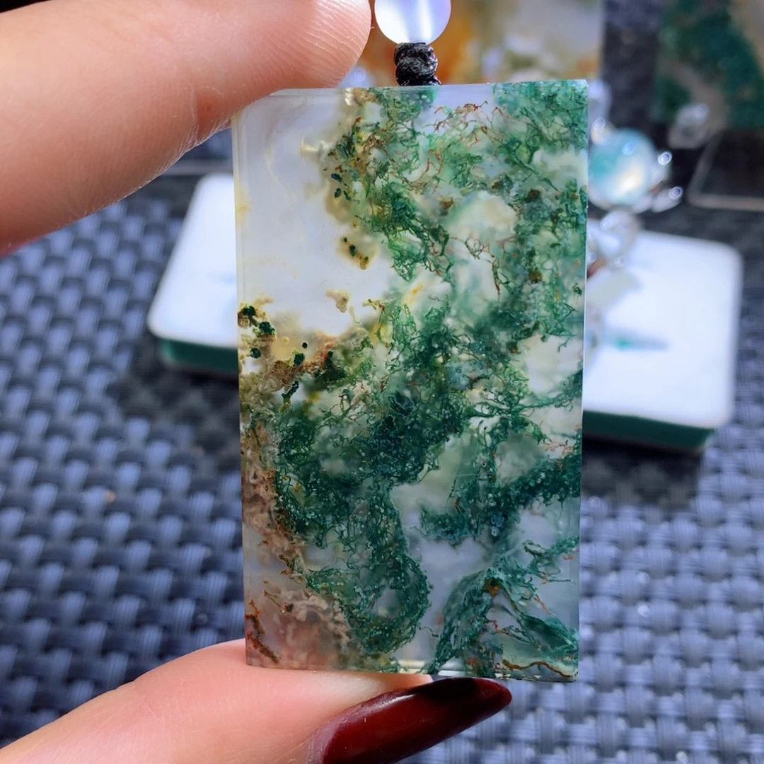 未镶嵌颈饰玛瑙/玉髓唯*