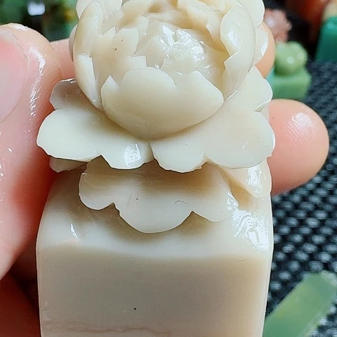 青田石真真正正章