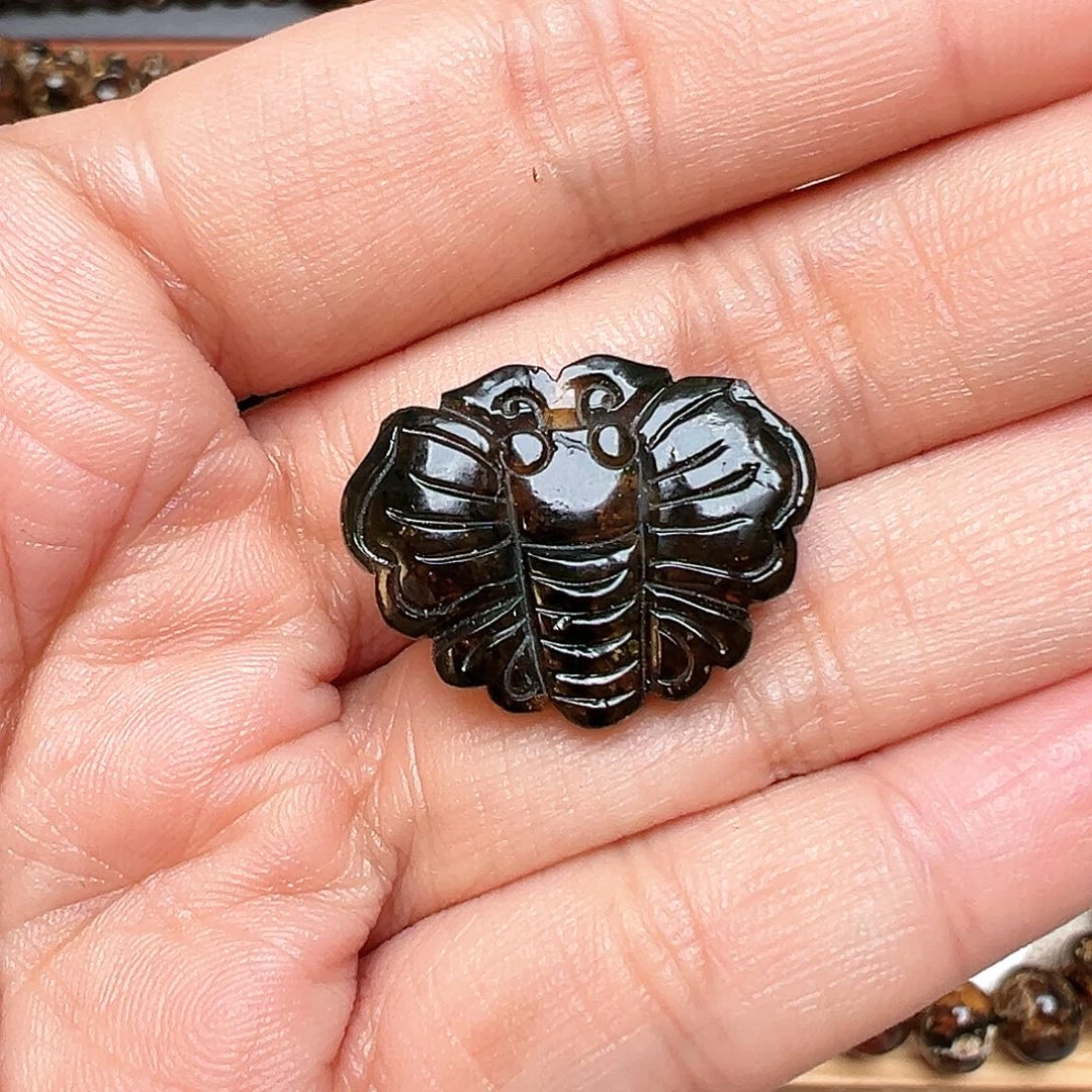 s***黄琥珀未镶嵌裸石抚顺琥珀30116