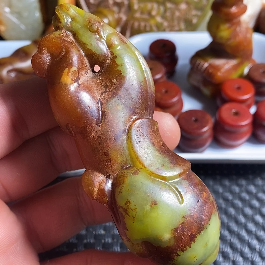 蛇纹石玉合金颈饰