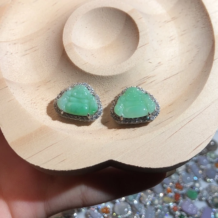 露***达翡翠未镶嵌颈饰翡翠