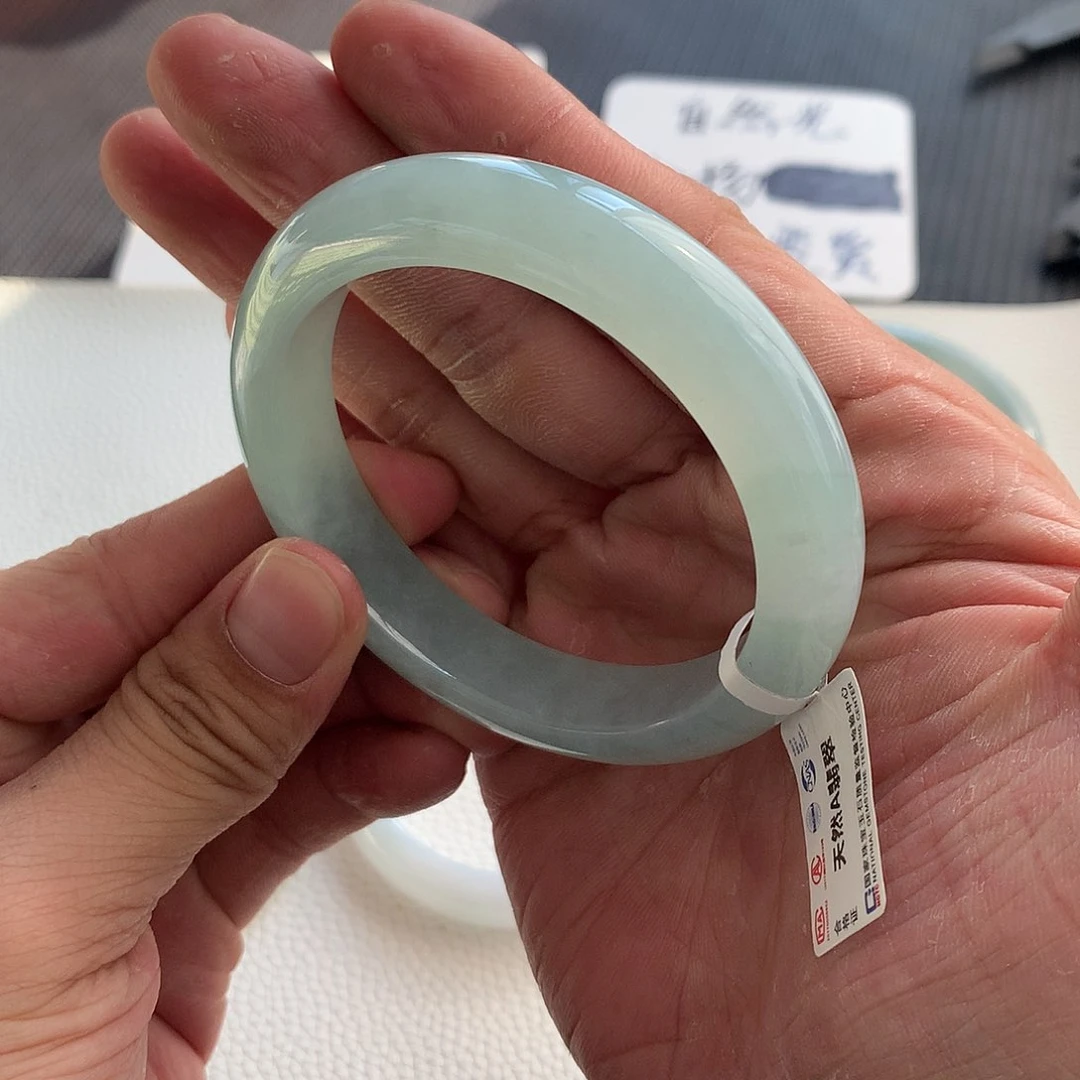 翡翠手镯未镶嵌19号 55.6