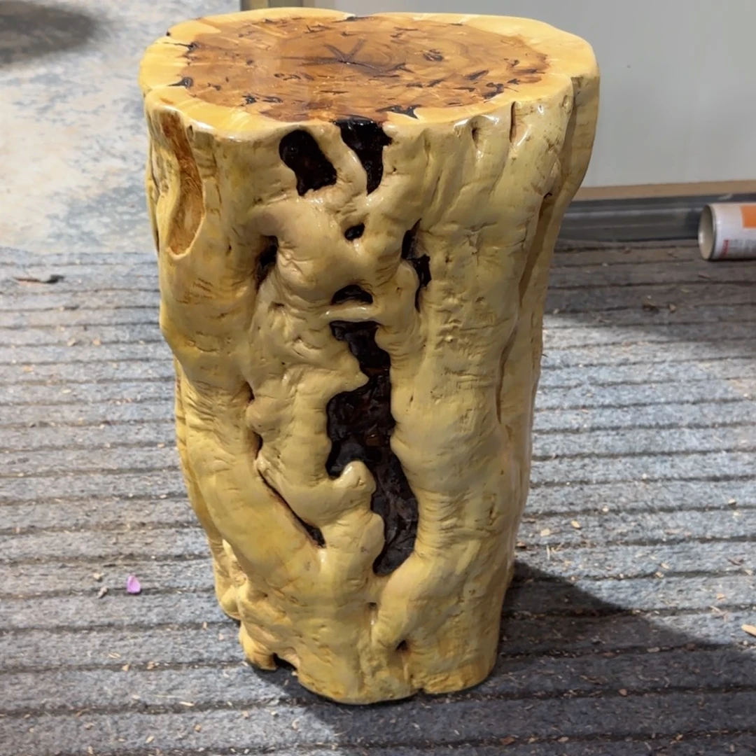 一***秋龙纹鸡心枣木手工艺品