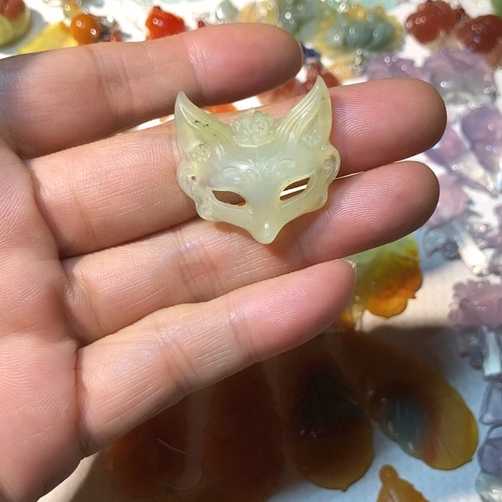 蛇纹石玉未镶嵌挂件