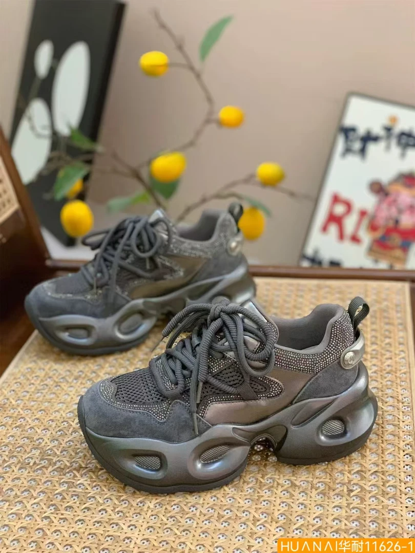 老爹鞋春款时尚潮流镶钻轻弹底11626-1