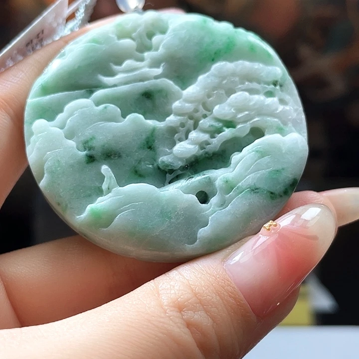 翡翠未镶嵌颈饰吊坠