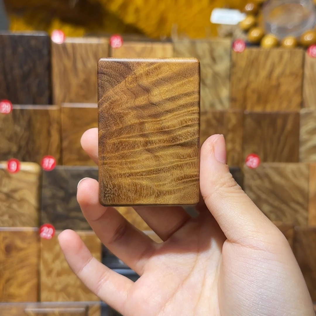 沉***星金丝楠小叶桢楠阴沉木无事牌