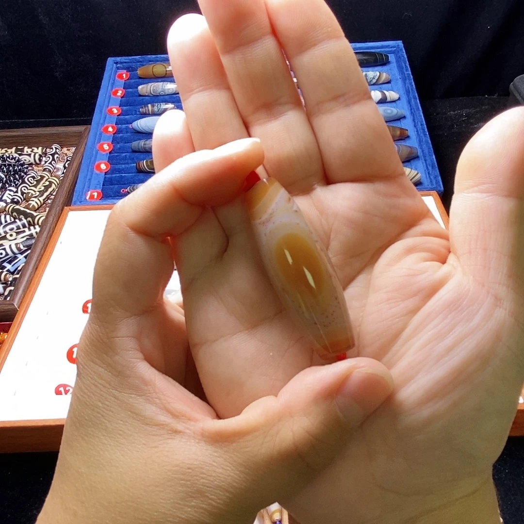 温***暖玛瑙/玉髓未镶嵌颈饰