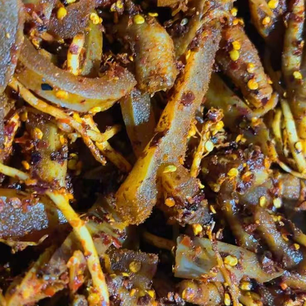 云南特产爽口下饭即食麻辣牛皮菜根