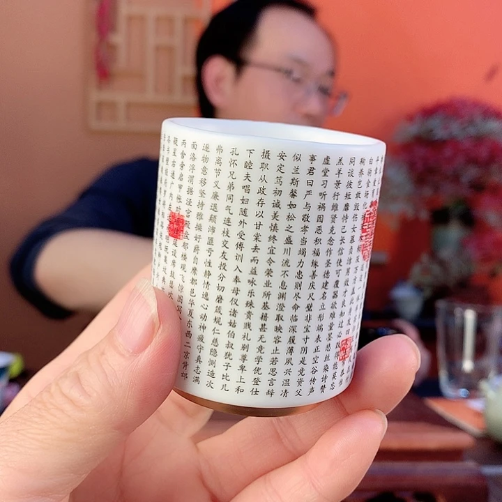 黑字8522398226745687555