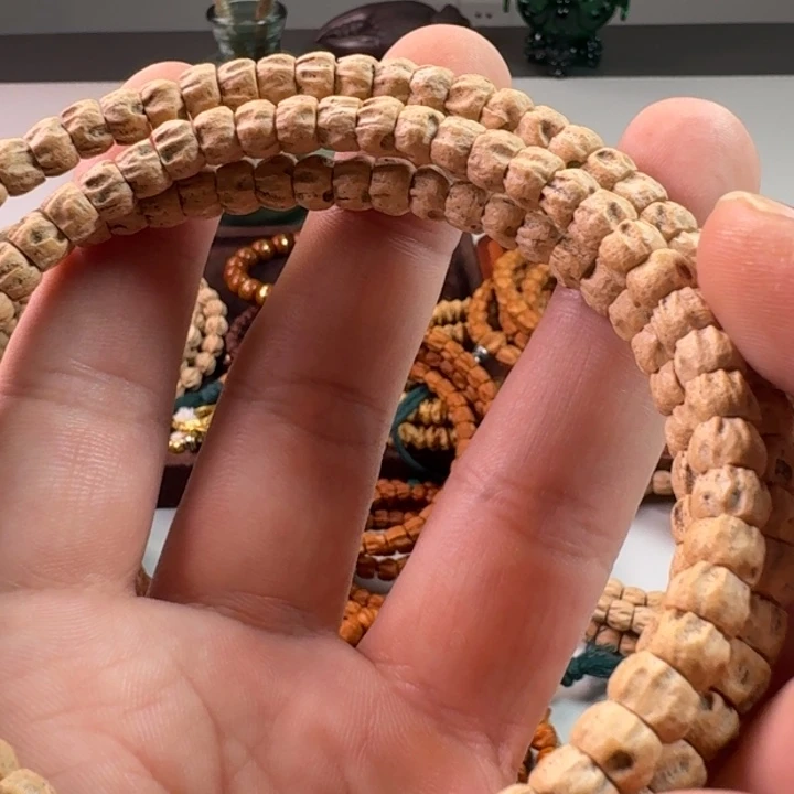 丢***啦吊坠柏香籽/百香籽