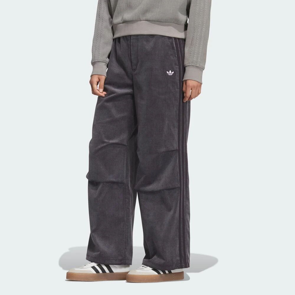 adidas阿迪达斯三叶草女子STREET W PANT梭织长裤KS5959