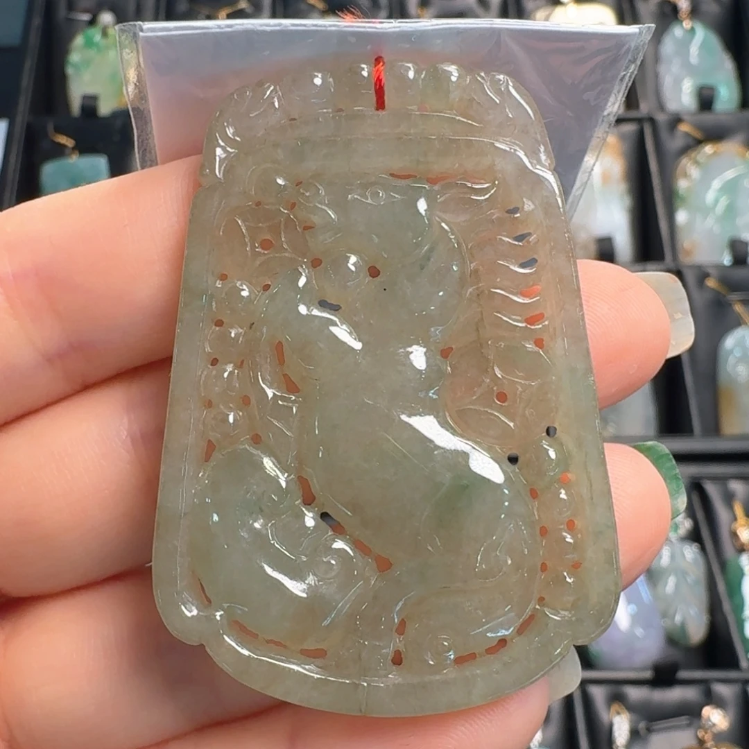 颈饰未镶嵌翡翠马
