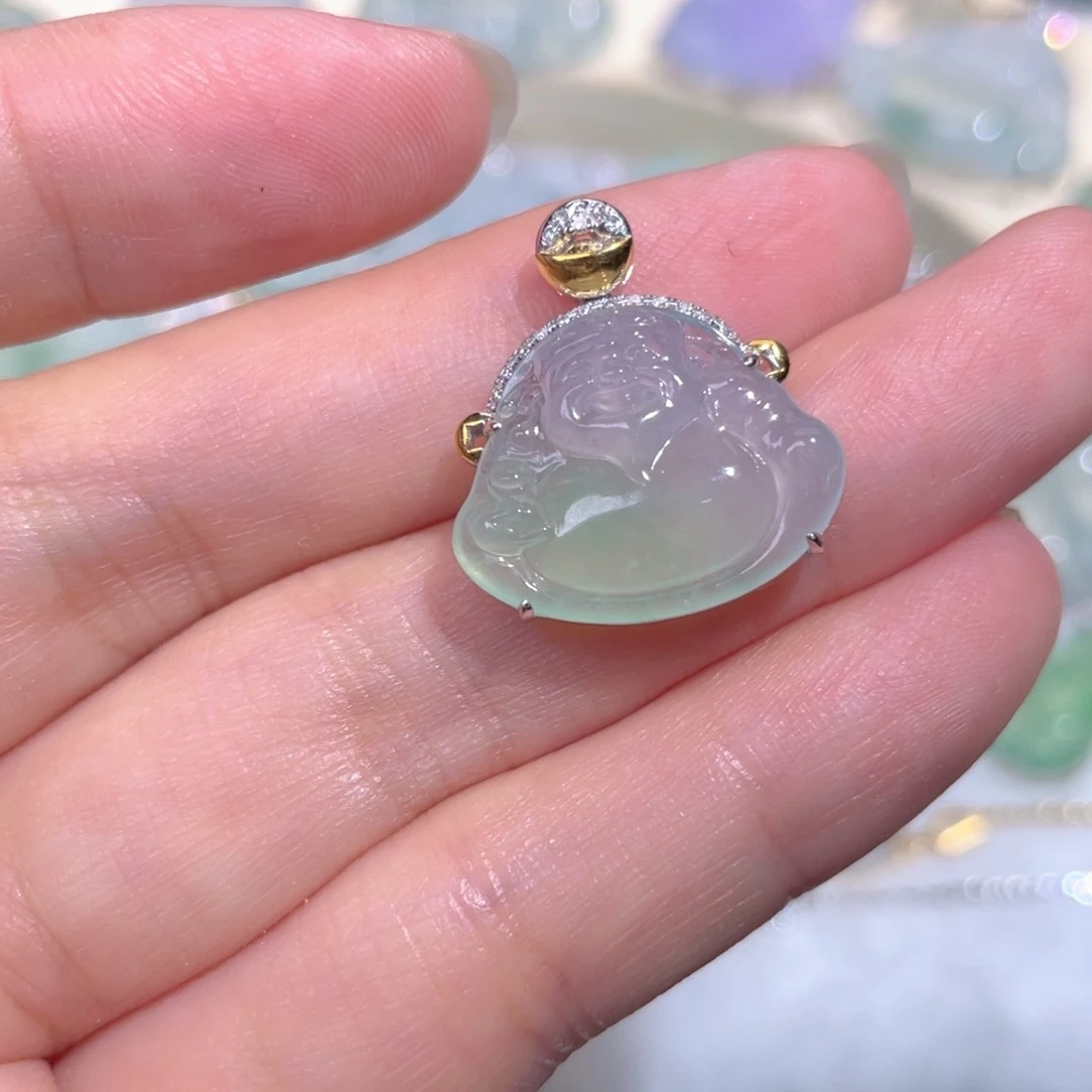 颈饰18K金镶嵌翡翠翡翠