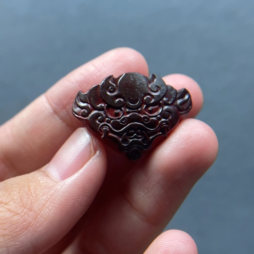 南红玛瑙配饰未镶嵌兽面