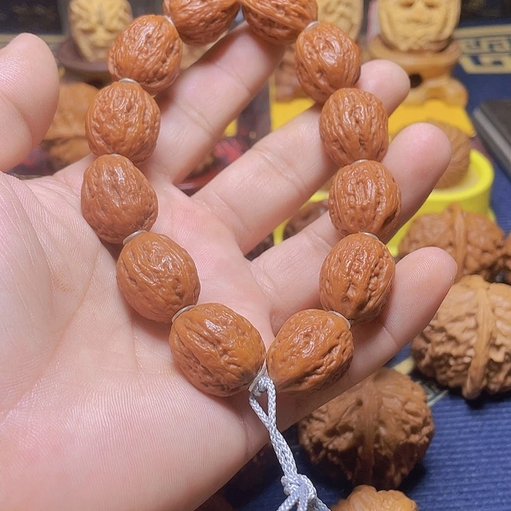 吊坠文玩核桃1.8大枣型手持
