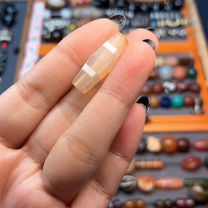 玛瑙/玉髓珠宝半成品未镶嵌