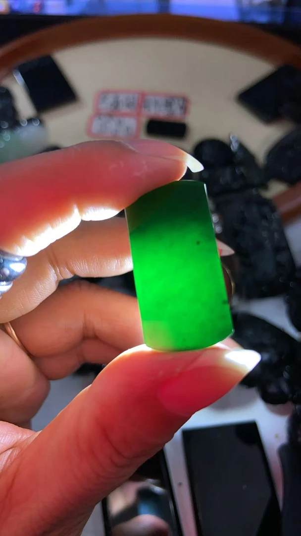 源头厂家平安无事天然缅甸A货翡翠墨翠无事牌高品优选黑又亮