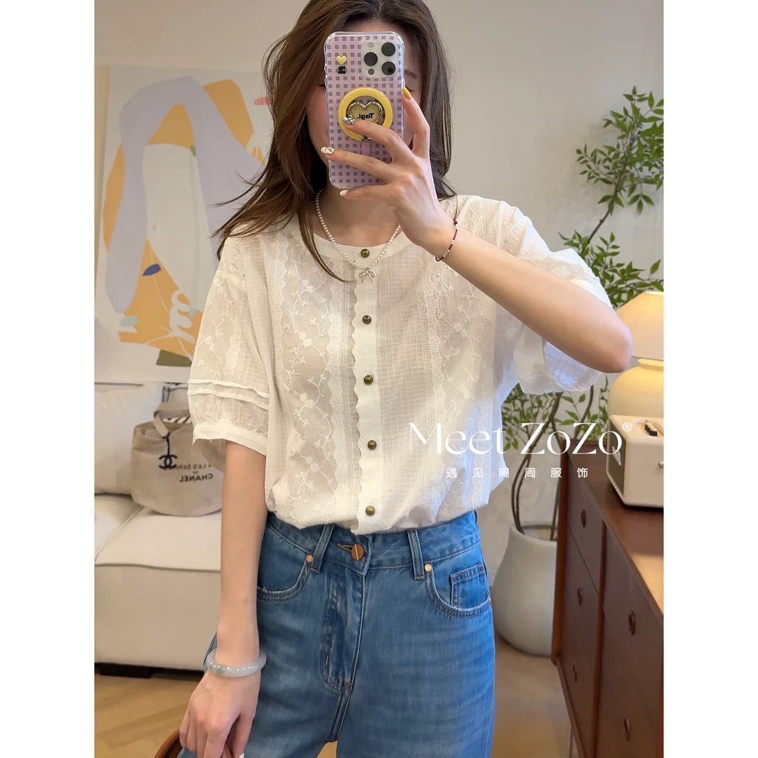MEET ZOZO【周周】“花溪月”夏提花刺绣花边甜美短袖衬衫女156085