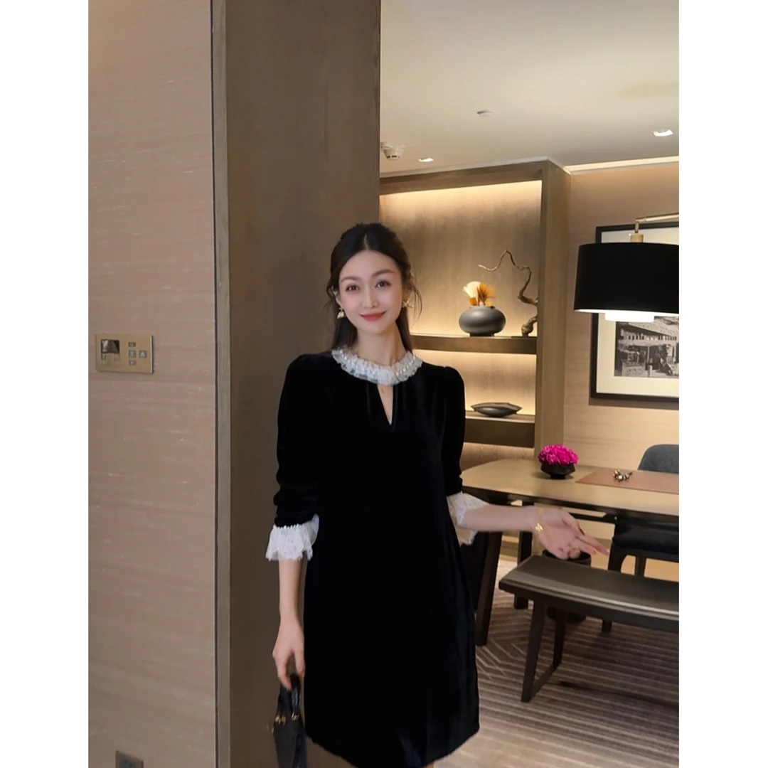 W·HAHA【现货】【妙笔生花】荷叶花边钉珠100桑蚕丝连衣裙80701