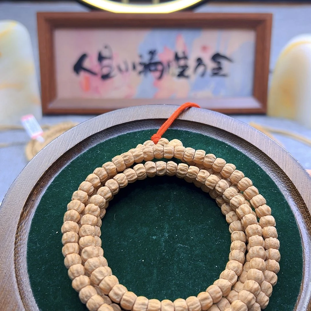 云***哪柏香籽/百香籽吊坠