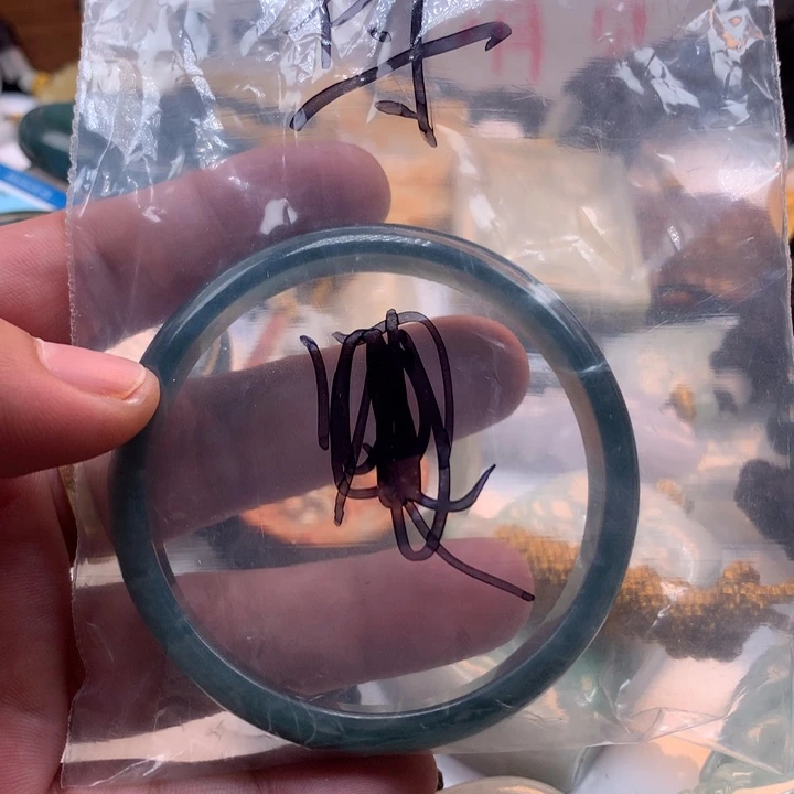 舟***横翡翠未镶嵌颈饰保真天然a货翡翠